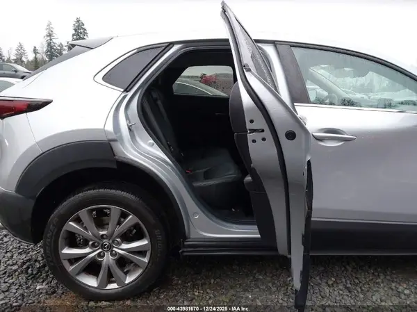 3MVDMBBL3MM243733 2021 MAZDA CX-30 - Image 8