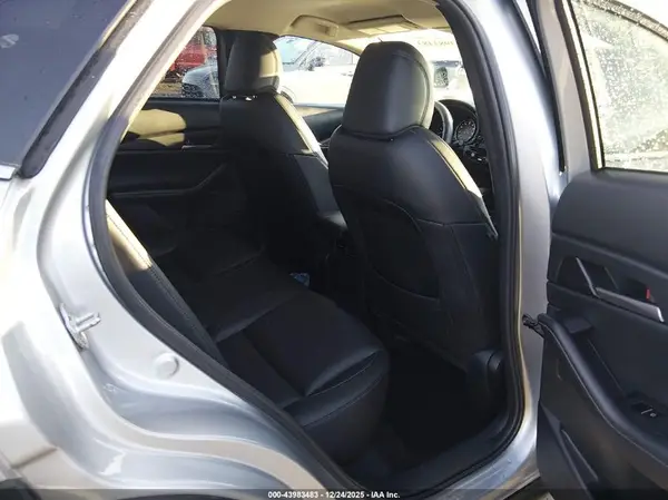 3MVDMBBL3MM313683 2021 MAZDA CX-30 - Image 8