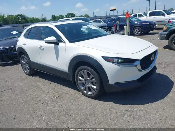 3MVDMBBL3NM400887 2022 MAZDA CX-30 - Image 1
