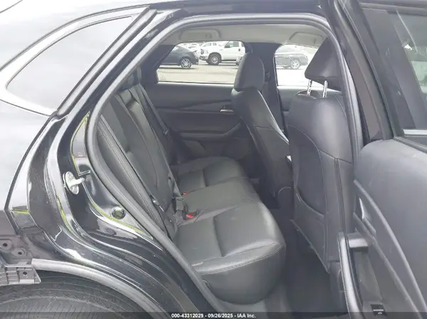 3MVDMBBL3NM450852 2022 MAZDA CX-30 - Image 8