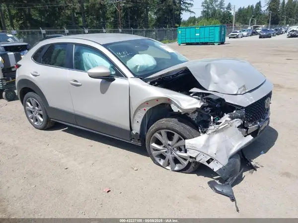 3MVDMBBL3NM458336 2022 MAZDA CX-30 - Image 1