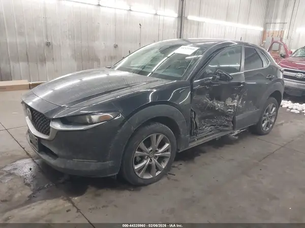 3MVDMBBL4MM203886 2021 MAZDA CX-30 - Image 2