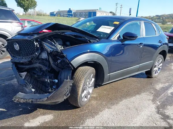 3MVDMBBL4MM220283 2021 MAZDA CX-30 - Image 2