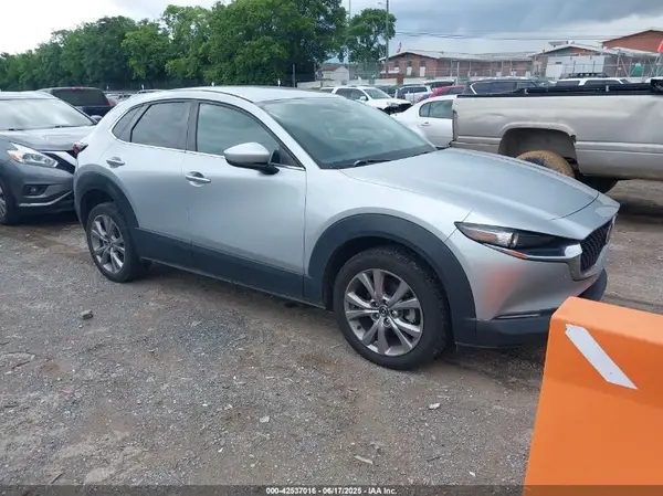 3MVDMBBL4MM240615 2021 MAZDA CX-30 - Image 1