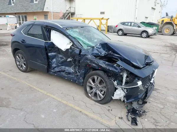 3MVDMBBL4NM404480 2022 MAZDA CX-30 - Image 1