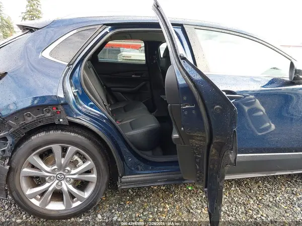 3MVDMBBL4NM419643 2022 MAZDA CX-30 - Image 8