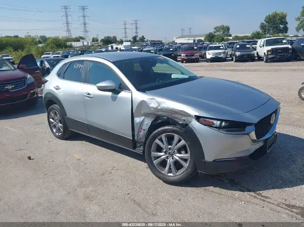 3MVDMBBL5MM205016 2021 MAZDA CX-30 - Image 1