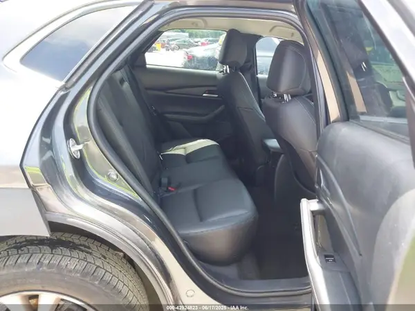 3MVDMBBL5MM259366 2021 MAZDA CX-30 - Image 8