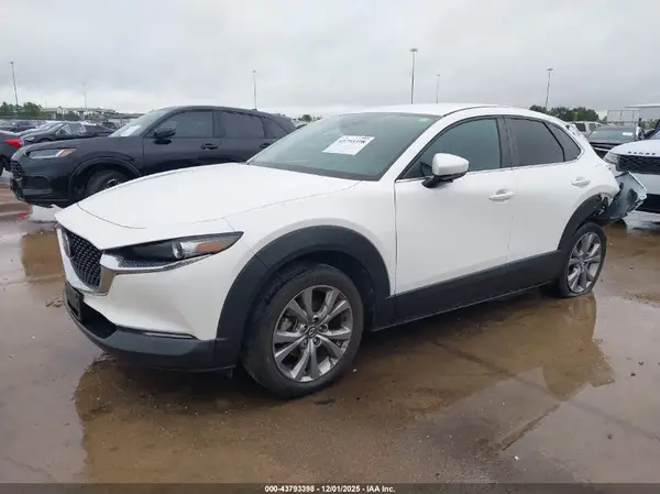 3MVDMBBL5MM300515 2021 MAZDA CX-30 - Image 2