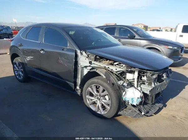 3MVDMBBL5MM318545 2021 MAZDA CX-30 - Image 1