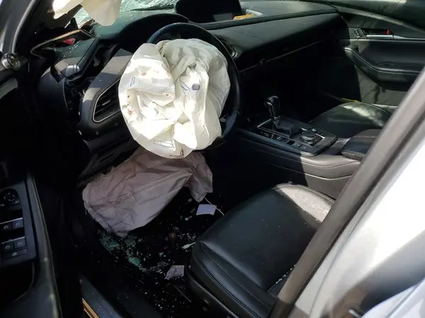 3MVDMBBL6MM246223 2021 MAZDA CX-30 - Image 8