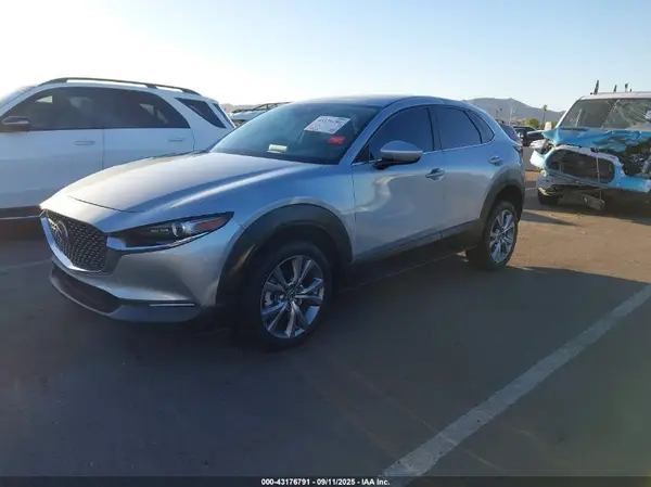 3MVDMBBL6MM271445 2021 MAZDA CX-30 - Image 2