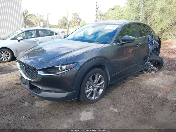 3MVDMBBL6MM318375 2021 MAZDA CX-30 - Image 2