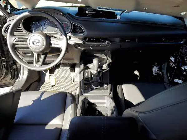 3MVDMBBL6MM318652 2021 MAZDA CX-30 - Image 8