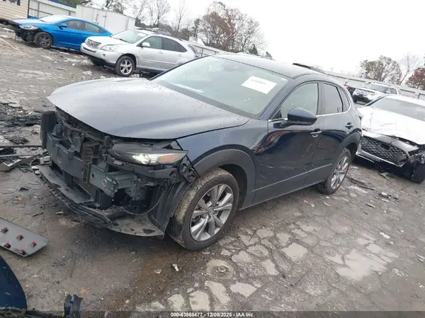 3MVDMBBL6NM452739 2022 MAZDA CX-30 - Image 2