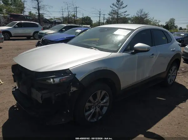 3MVDMBBL7MM256257 2021 MAZDA CX-30 - Image 2