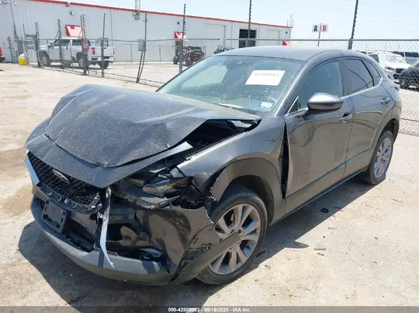 3MVDMBBL7MM313900 2021 MAZDA CX-30 - Image 2