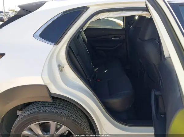 3MVDMBBL7NM451163 2022 MAZDA CX-30 - Image 8