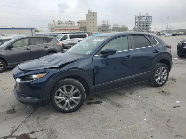 3MVDMBBL7NM457805 2022 MAZDA CX-30 - Image 1