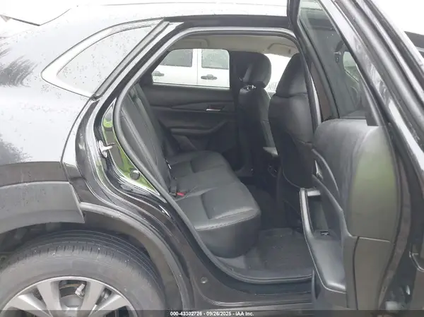 3MVDMBBL8NM444240 2022 MAZDA CX-30 - Image 8