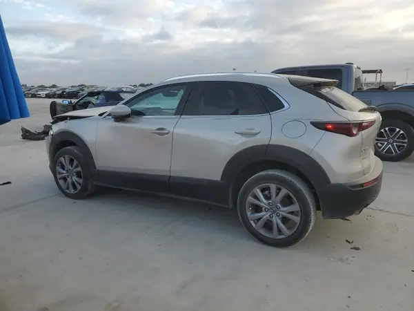 3MVDMBBL9NM425406 2022 MAZDA CX-30 - Image 2
