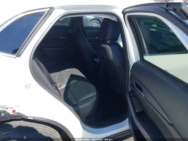 3MVDMBBL9NM458213 2022 MAZDA CX-30 - Image 8