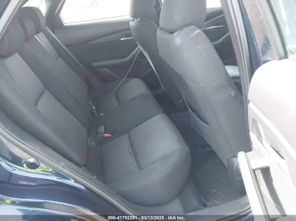 3MVDMBBLXLM105461 2020 MAZDA CX-30 - Image 8