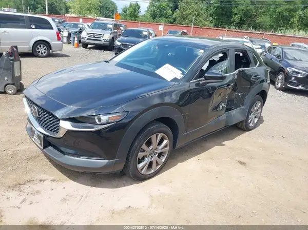 3MVDMBBLXMM258181 2021 MAZDA CX-30 - Image 2