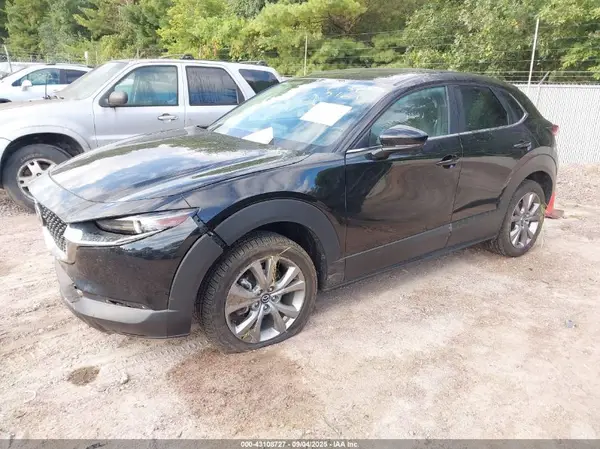 3MVDMBBLXMM305385 2021 MAZDA CX-30 - Image 2