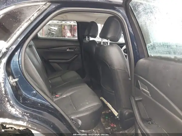 3MVDMBBM0PM571303 2023 MAZDA CX-30 - Image 8
