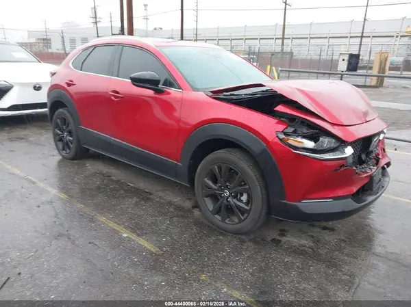 3MVDMBBM0RM683506 2024 MAZDA CX-30 - Image 1