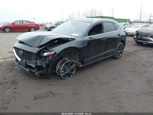 3MVDMBBM0RM685059 2024 MAZDA CX-30 - Image 2