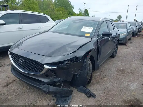 3MVDMBBM0RM687071 2024 MAZDA CX-30 - Image 2
