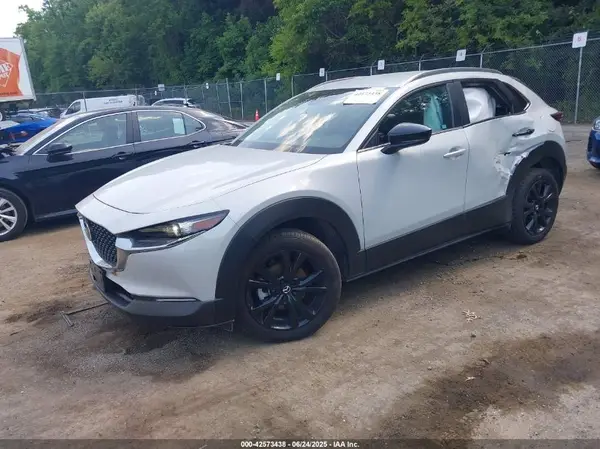 3MVDMBBM0RM717878 2024 MAZDA CX-30 - Image 2