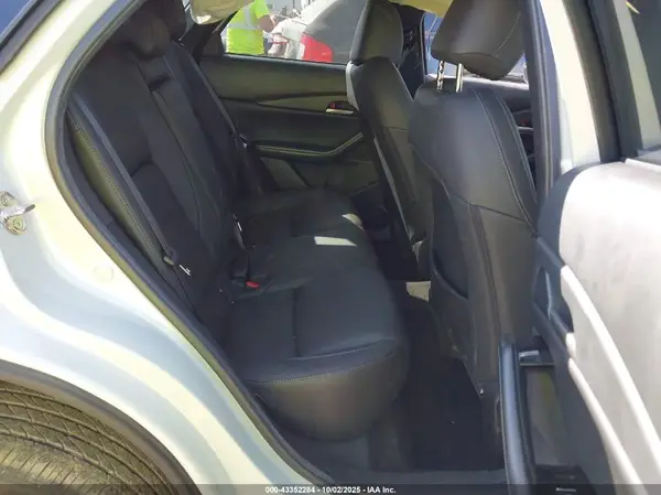 3MVDMBBM0SM829957 2025 MAZDA CX-30 - Image 8