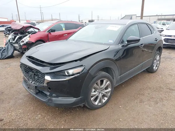 3MVDMBBM1PM552565 2023 MAZDA CX-30 - Image 2