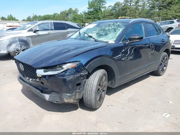 3MVDMBBM1RM627588 2024 MAZDA CX-30 - Image 2