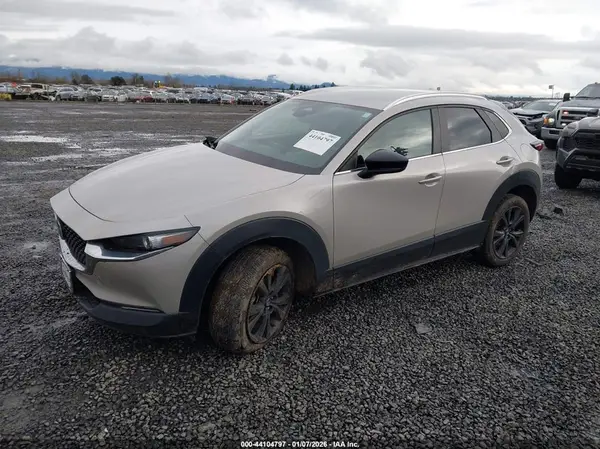 3MVDMBBM1RM647159 2024 MAZDA CX-30 - Image 2