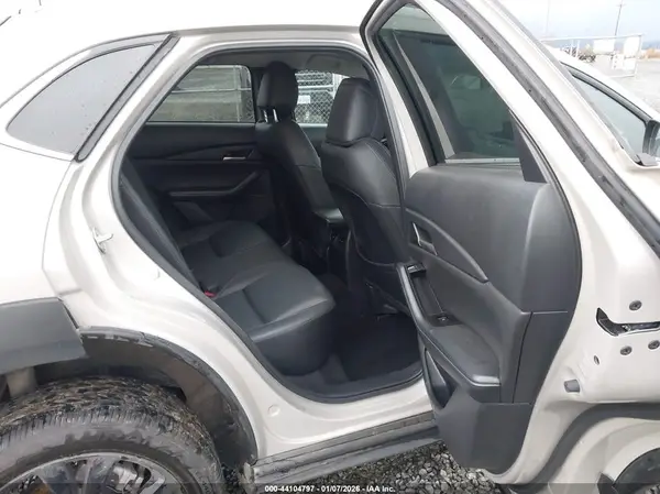 3MVDMBBM1RM647159 2024 MAZDA CX-30 - Image 8