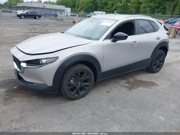 3MVDMBBM1RM655178 2024 MAZDA CX-30 - Image 2
