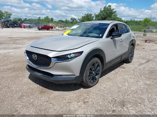 3MVDMBBM1RM657951 2024 MAZDA CX-30 - Image 2