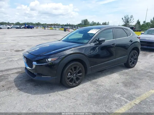 3MVDMBBM1RM662986 2024 MAZDA CX-30 - Image 2