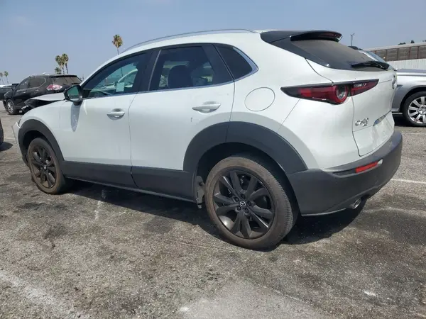 3MVDMBBM1RM678637 2024 MAZDA CX-30 - Image 2