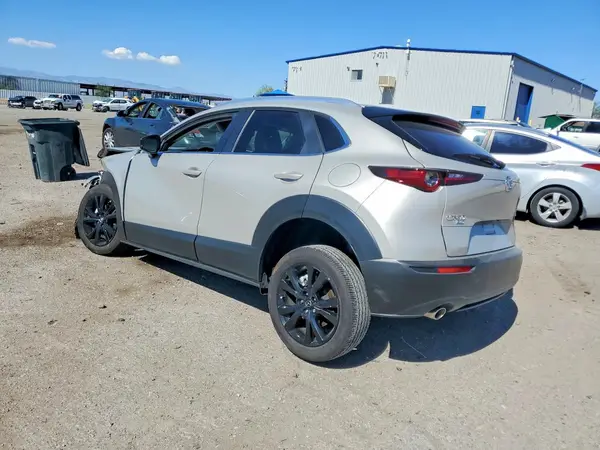 3MVDMBBM1RM702838 2024 MAZDA CX-30 - Image 2