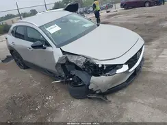 3MVDMBBM1RM711636 2024 MAZDA CX-30