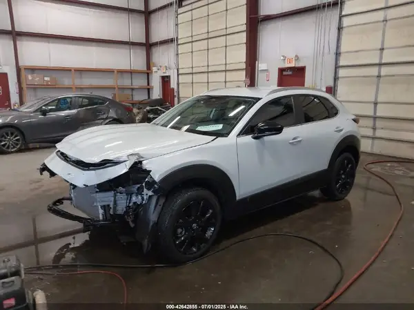3MVDMBBM1SM796015 2025 MAZDA CX-30 - Image 2