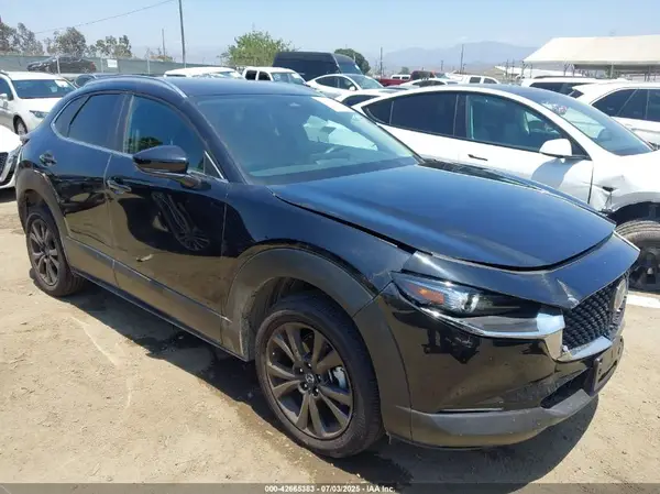 3MVDMBBM1SM818546 2025 MAZDA CX-30 - Image 1