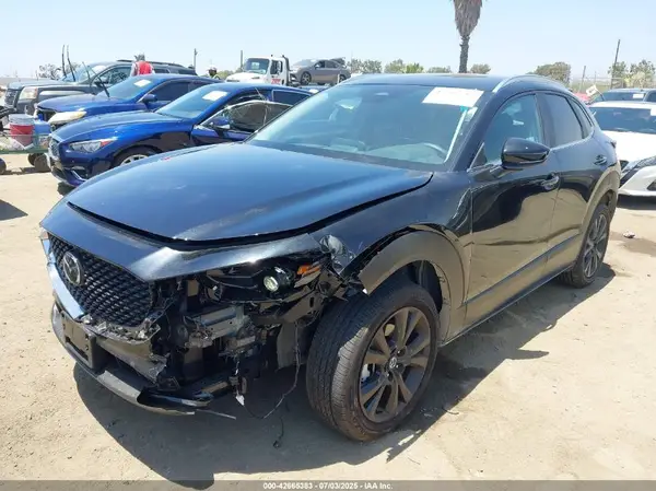 3MVDMBBM1SM818546 2025 MAZDA CX-30 - Image 2