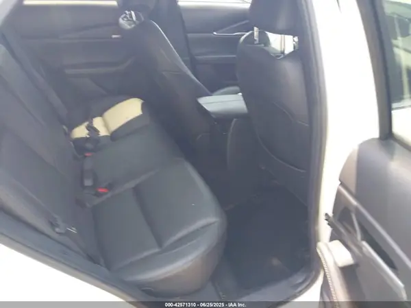 3MVDMBBM2PM520529 2023 MAZDA CX-30 - Image 8