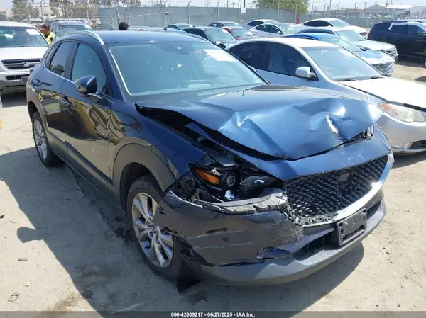 3MVDMBBM2PM558696 2023 MAZDA CX-30 - Image 1